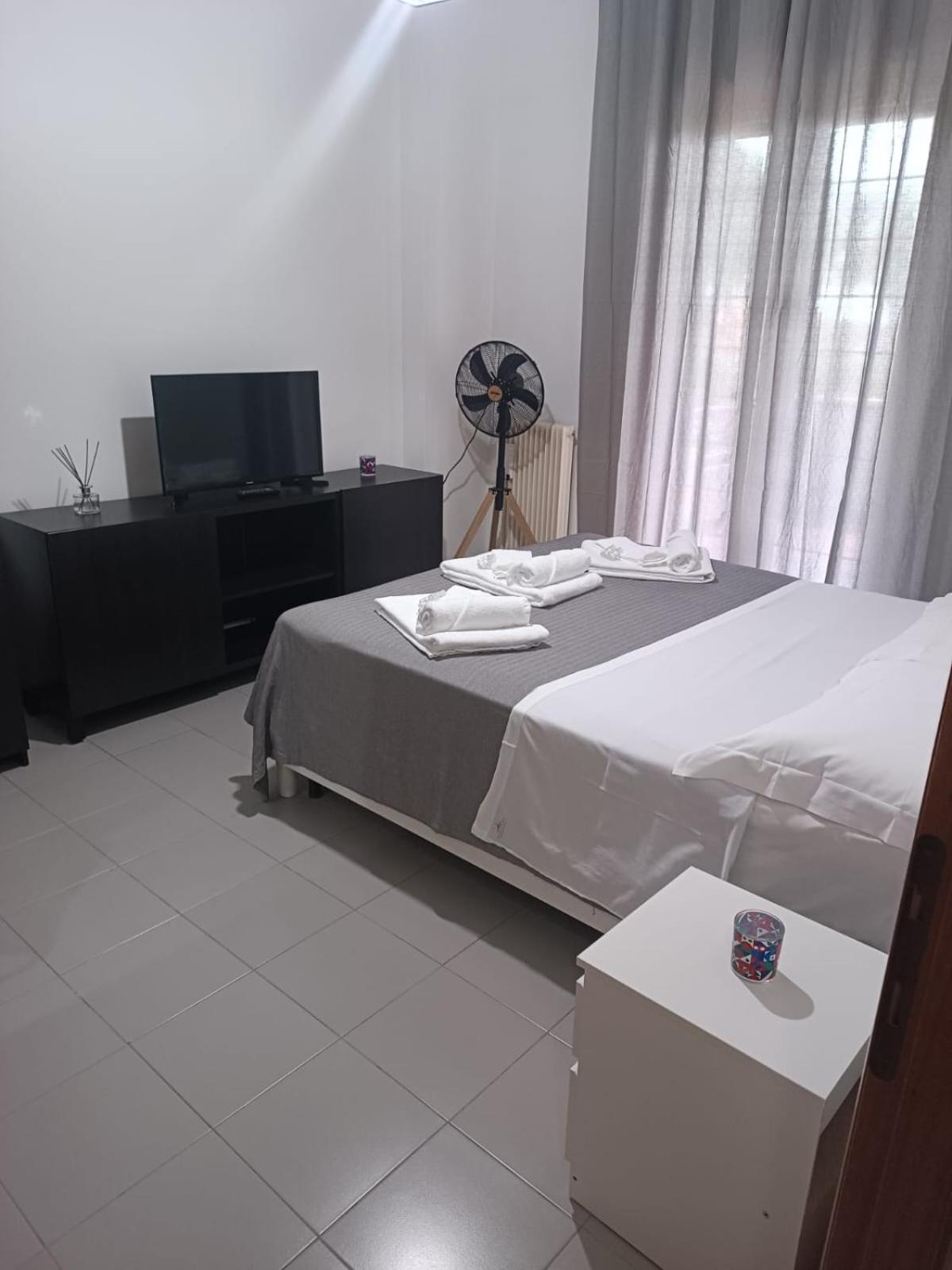 H24 Apartment Tivoli Bagian luar foto